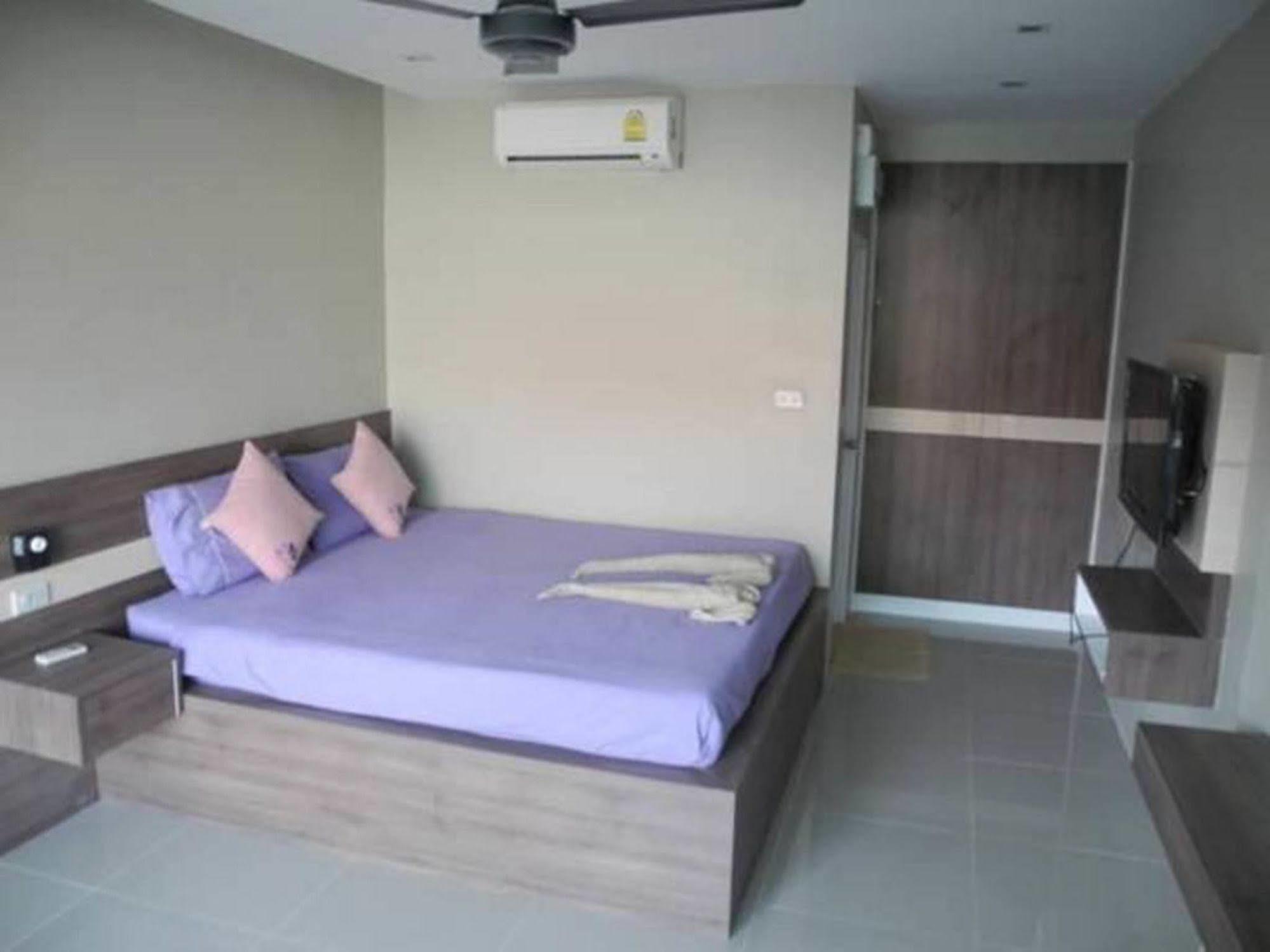 Bee Orchid Pool Villa Pattaya Luaran gambar